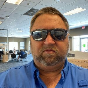 Meet your Posher, Steve